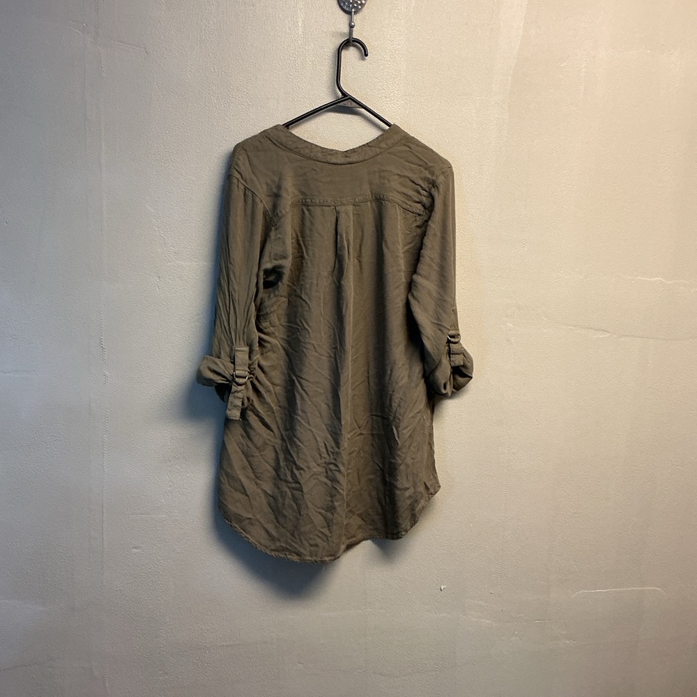 Rue21 Olive Green Women's Top xl. 0138